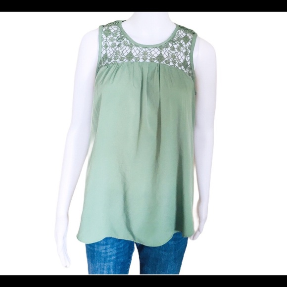 GAP Crochet Lace Sleeveless Blouse With Scoop Neck Twig Green Size Small - Picture 3 of 11